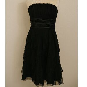 Y2K Hailey Logan by Adrianna Papell Black Lace Tiered Cocktail Dress Size 1/2